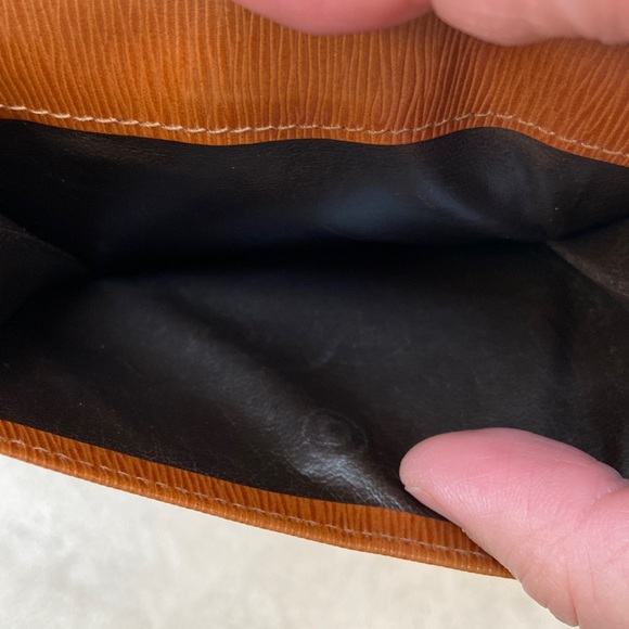 authentic vintage chloe epi leather bifold wallet - Picture 11 of 16